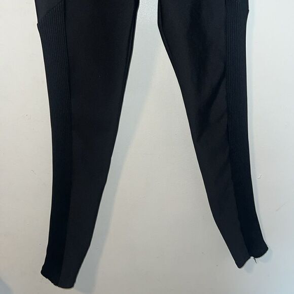 PELETON Black Pocket Flex Legging-S - Picture 4 of 9
